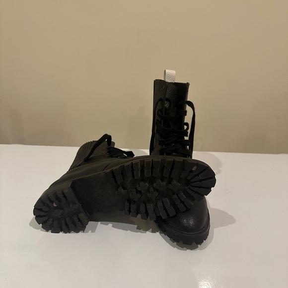 Sleek SENSO Black Leather Combat Booties with White Stripe - Picture 4 of 6